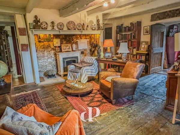 Cazes-Mondenard (82110) Charmant domaine du Quercy à l'élégance intemporelle et à la situation exceptionnelle