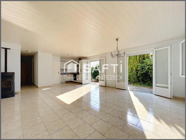 Maison sur sous-sol complet avec 3 chambres