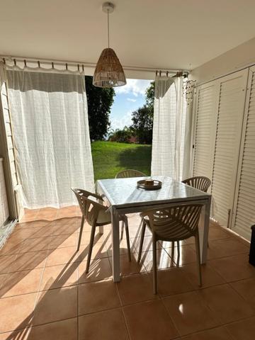 A VENDRE - ENSEMBLE RARE DE 2 STUDIOS COMMUNICANTS – BORD DE MER SAINTE ANNE