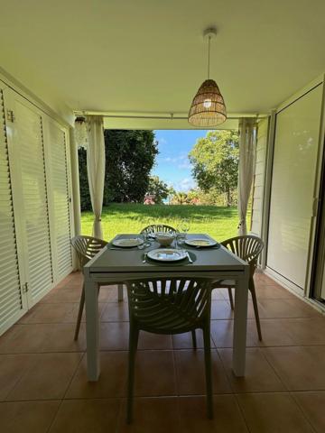 A VENDRE - ENSEMBLE RARE DE 2 STUDIOS COMMUNICANTS – BORD DE MER SAINTE ANNE