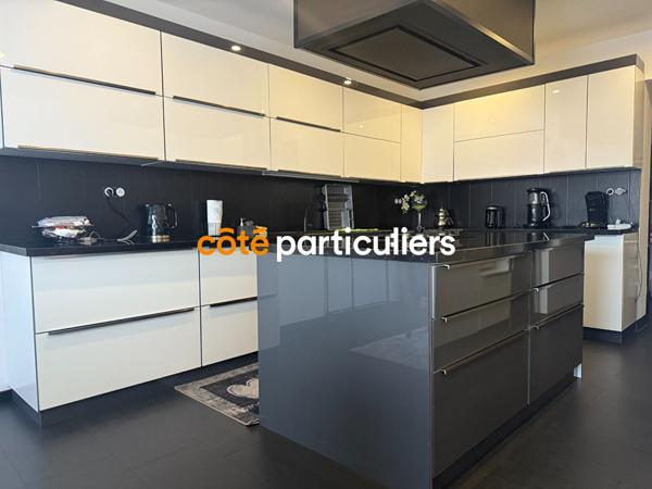 Vente Maison146,27 m² - 4 Pièces - MIRECOURT (88500)