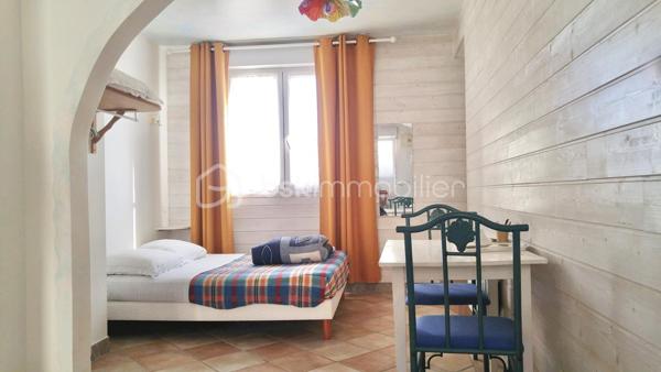 Immeuble mixte de 348 m²