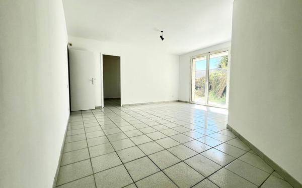 Appartement à vendre    3 pièces • 60,65 m2 Istres