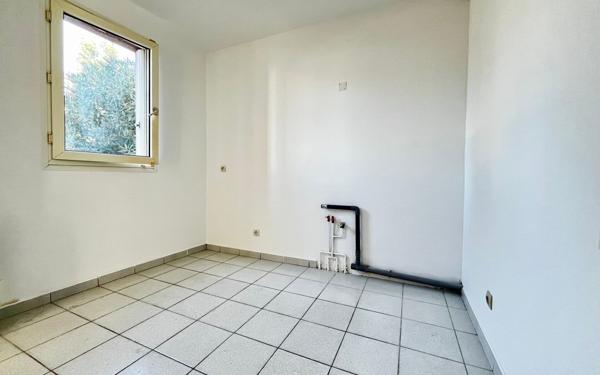 Appartement à vendre    3 pièces • 60,65 m2 Istres