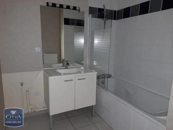 Appartement à louer 2 pièces 47.28m²