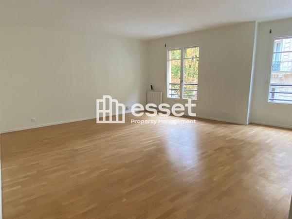 Location Appartement 3 pièces 71.65 m² - Paris 75015