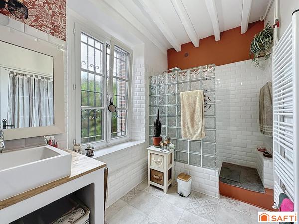 Jolie propriété sans vis à vis, proche commerces