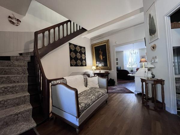 Immeuble à vendre 276 120 € Saint-Junien 280 m² DPE D