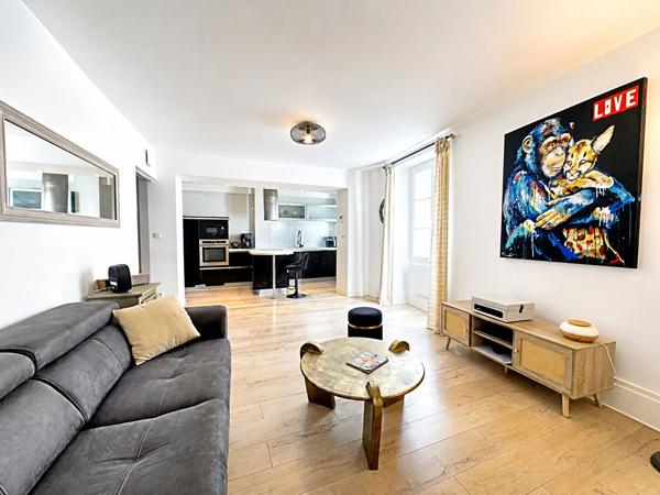 Orleans hyper centre quartier Bannier -  Maison 5 pièces de 100 m2 + Garage