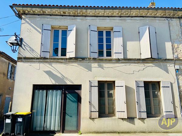 Vente immeuble Saint Christoly Medoc : 110 000 € - AJP Lesparre Immobilier