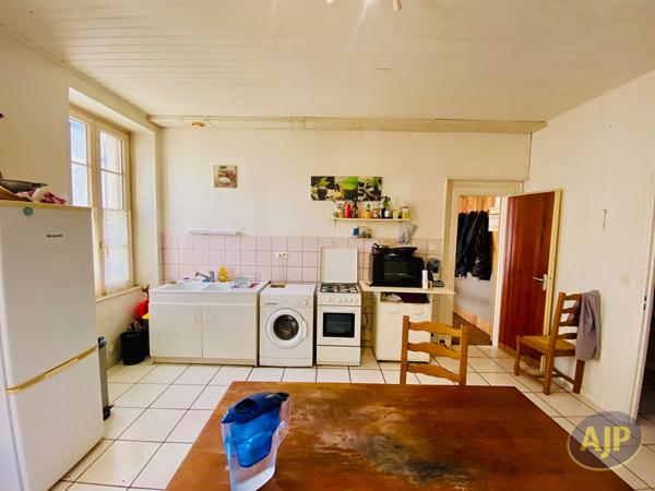 Vente immeuble Saint Christoly Medoc : 110 000 € - AJP Lesparre Immobilier