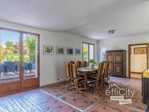 Maison 9 pièces - 250 m² Bien prestige