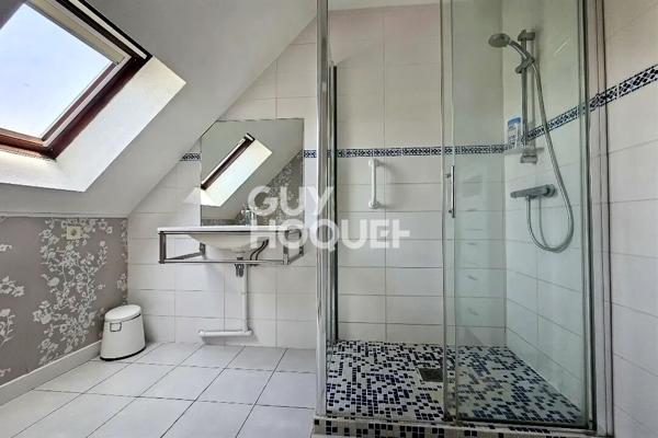 VENTE d'un ensemble immobilier de 350m2 aux CLAYES SOUS BOIS MAISON ET GRANGE