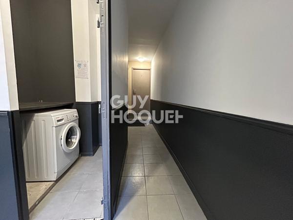 ALBI TRIBUNAL - Bureau environ 10 m2