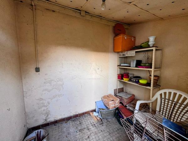Maison à étage de 3 chambres avec garage et jardin