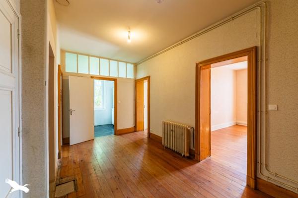 Maison à vendre 189 900 € Layrac 5 p 153 m² DPE D