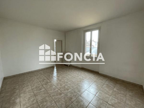 Location Maison 4 pièces 82.79 m² - 2 RUE ANATOLE WARGNIER Luce 28110