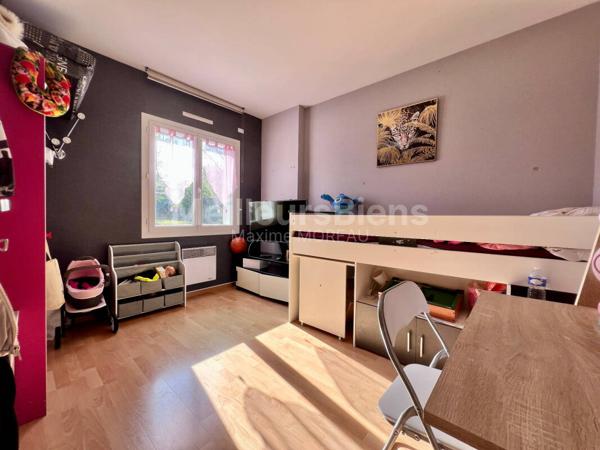 Maison Secteur COURTAISERE - 3 Chambres possibilité 4 + Bureau