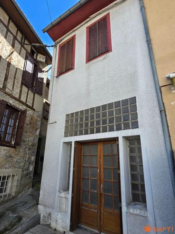 Maison atypique avec charme à réinventer en Plein Aspet