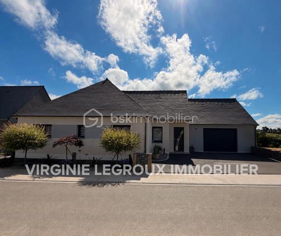 Coup de coeur pour cette maison de plain-pied de 102m2 construite en 2020 où aucun travaux n'est à prévoir à l'intérieur comme à l'extérieur, idéalement située sur la commune du Genest-St-Isle à proximité de Saint-Berthevin et de Laval ! 
Il ne vous restera qu'une seule chose à faire : défaire vos cartons, vous installez et profiter ! Nous commencerons la visite par une entrée qui, de suite, nous annonce une maison où tout est fait et ce avec soin.... Son couloir nous mène au salon-séjour et la cuisine que l'on aperçoit par le claustra installé avec goût. La pièce de vie fait 42m2 au total. La cuisine est aménagée et entièrement équipée, réfrigérateur américain inclus tout récemment changé. Lumineuse, vous pourrez profitez de l'accès direct à la terrasse avec la baie de 3,40m. 
Nous poursuivrons avec l'espace nuit qui comprend, deux chambres de 11m2 avec placard, une salle d'eau de 5m2, un wc séparé et belle surprise, une troisième chambre qui n'est autre qu'une suite parentale de 18m2 avec placard dressing et ... salle d'eau privative et même wc privatif ! 
Nous continuerons la visite avec une buanderie aménagée de 6m2 qui donne accès au garage de 33m2 avec porte motorisée. Tout comme l'intérieur, tout est bien pensé et organisé. De nombreux aménagements fonctionnels ont été créés et restent en place. Un escalier donne accès au grenier de la même superficie. 
Toutes les menuiseries sont en double vitrage avec volet roulant électrique. Le mode de chauffage est un plancher chauffant (pompe à chaleur). La consommation électrique tout compris est d'environ 100€ par mois. 
La taxe foncière est de 820€.
Direction l'extérieur ! Ne cherchez pas... tout est fait !!! Une terrasse en bois a été construite avec une belle vue sur le Genest, les aménagements extérieurs ont eux aussi été faits avec beaucoup de soin, une serre et un abri de jardin ont été installés et très bel atout de cette maison : une exposition idéale sans aucun vis à vis !!!  Afin de pouvoir en profiter en toute tranquillité pour des longues soirées d'été,  une pergola avec stores a été installée par un professionnel. Pour le devant de la maison, tout est fait également, il est joli arboré et les enrobés sont faits !