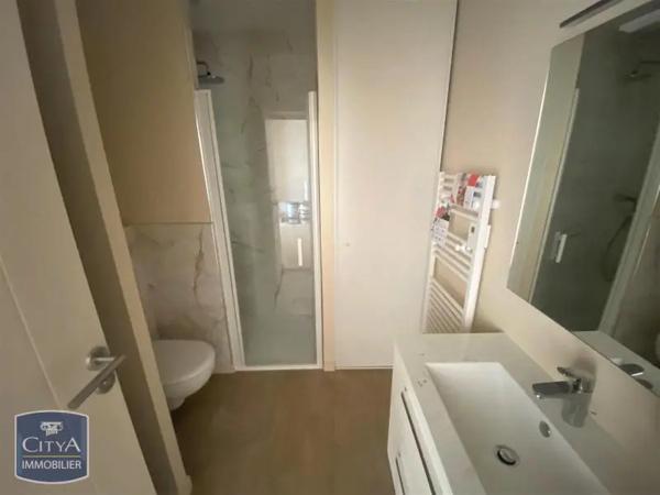 Appartement à louer 3 pièces 70m² Cholet (49300)