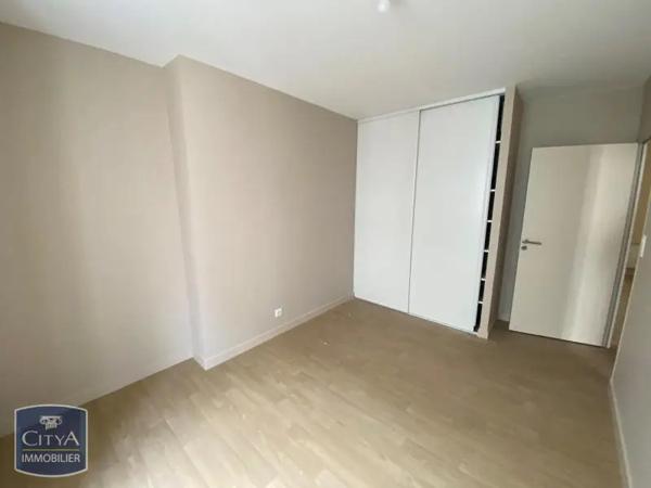 Appartement à louer 3 pièces 70m² Cholet (49300)