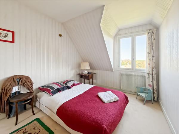 Maison d'architecte de 1972 de 182m² habitables