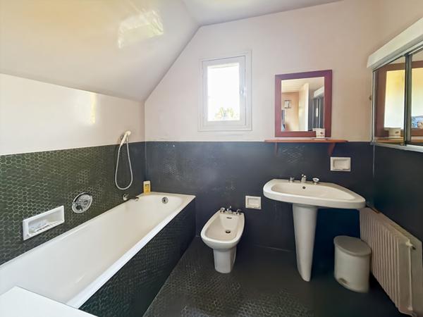 Maison d'architecte de 1972 de 182m² habitables