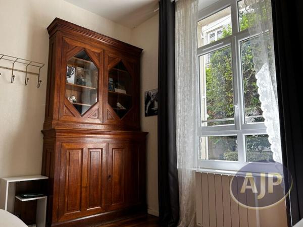 Vente appartement Paris 7eme : 467 250 € - AJP Immobilière Passy Paris 16