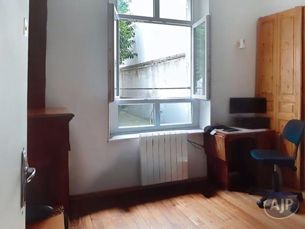Vente appartement Paris 7eme : 467 250 € - AJP Immobilière Passy Paris 16