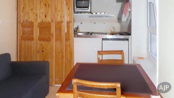 Vente appartement Paris 7eme : 467 250 € - AJP Immobilière Passy Paris 16