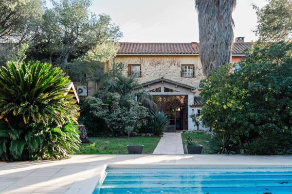 Vente Maison de luxe Saleilles 6 Pièces 184.69 m²