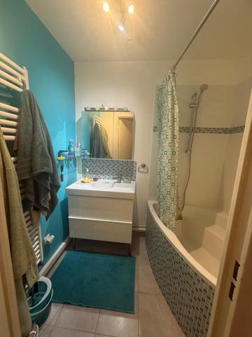 Beau 2 pièces avec rez-de-jardin - l'Haÿ-les-Roses - proche métro 14