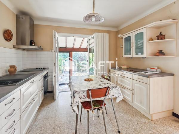 Maison individuelle, 3chambres , garage, annexe