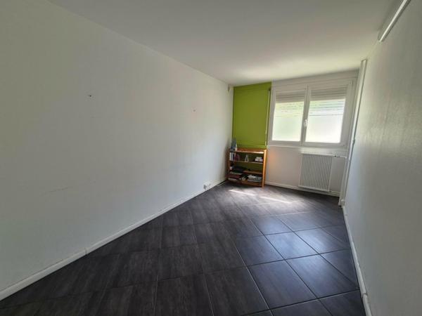Appartement à SAINT-ETIENNE, 42100 - 7 pièces 110m²