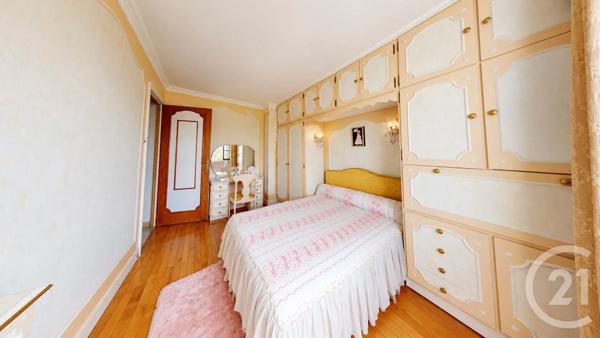 Maison à vendre  5 pièces - 150,15 m 2   LA COURNEUVE  - 93