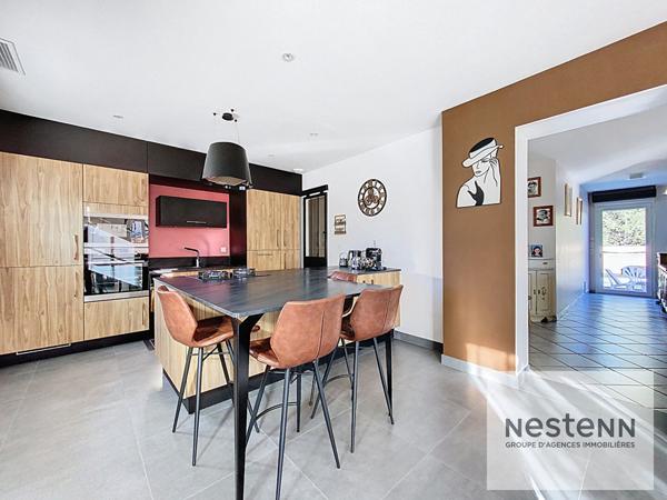 A vendre maison 5 pièces de plain pied de 125 m² avec garage et piscine sur terrain de 560 m² à Castelnau Le Lez
