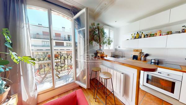 Appartement Paris 2 pièces  de 33 m²  avec balcon de 3 m²