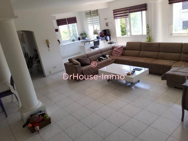 Maison à vendre 4 pièces de 161 m²