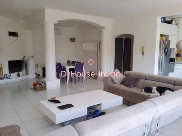 Maison à vendre 4 pièces de 161 m²