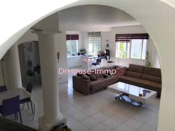 Maison à vendre 4 pièces de 161 m²