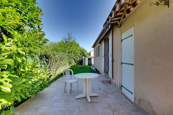 A VENDRE ! Maison d'environ 65 m² sur un terrain de 574 m² !