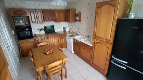 Plain pied, 3 chambres.