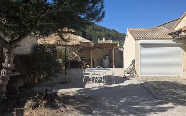 Maison à vendre    3 pièces •  Roquefort-la-Bédoule