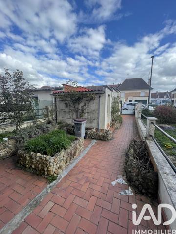 Maison à vendre 5 pièces 93 m² Saint-Quentin