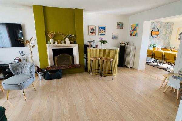 Maison à Niort de 119m². 6 pièces. Quartier Champommier., Niort 79000