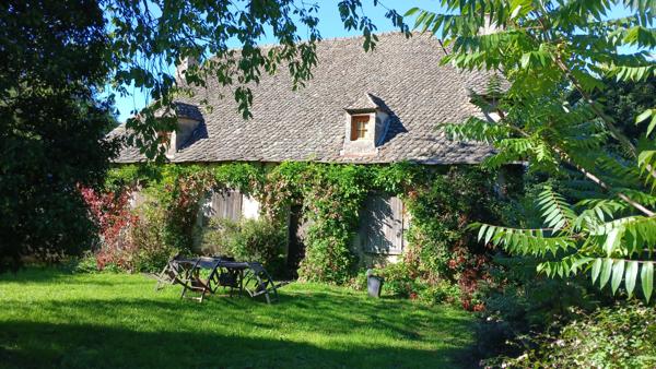 SUPERBE MAISON DE CARACTERE RENOVEE Ally (15700)