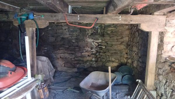 SUPERBE MAISON DE CARACTERE RENOVEE Ally (15700)