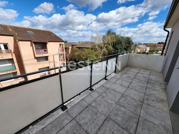 Appartement T3 au dernier étage avec ascenseur - Toulouse - cave - parking sous-sol