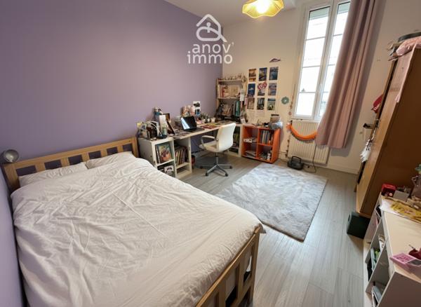 Maison 10 pièce(s) 5 chambre(s) 260 m²